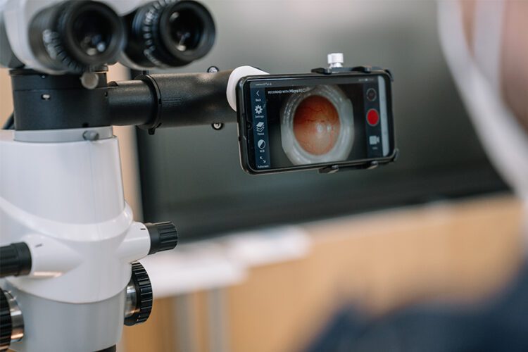 Custom Surgical desarrolló la aplicación AR para teléfonos inteligentes