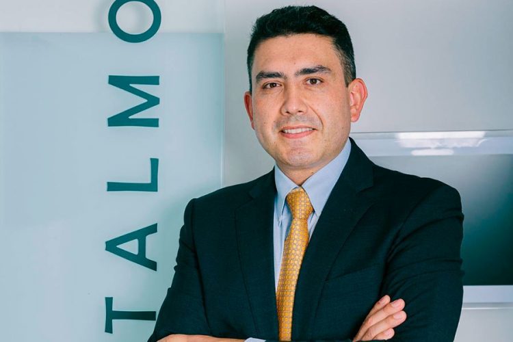 Implante de Lentes Intraoculares RayOne EMV: una perspectiva práctica