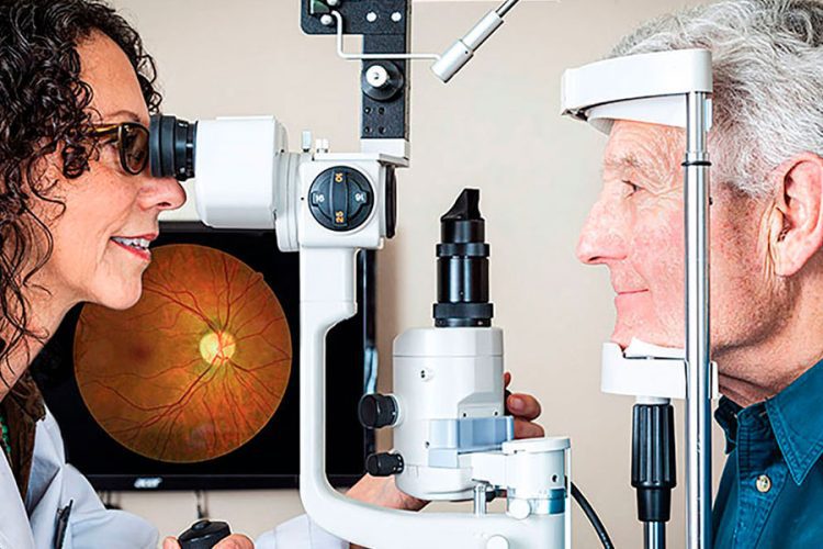 Estudio examina la calidad y la empatía de las consultas de retina por IA