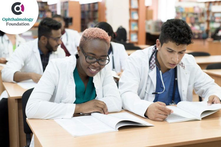 ¡Lleva tu práctica oftalmológica al siguiente nivel!