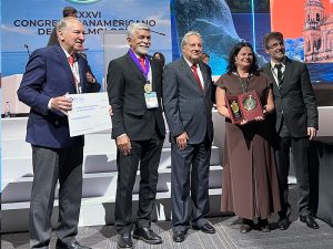 14galeria Academia Nota1 050625 Oald 300x225