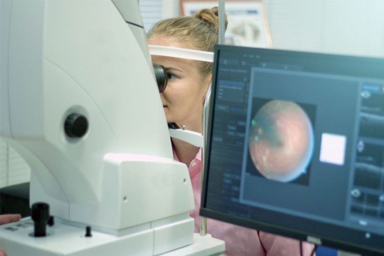 Ojos que no ven… riesgos que sí existen: Lentes de fantasía y la salud ocular