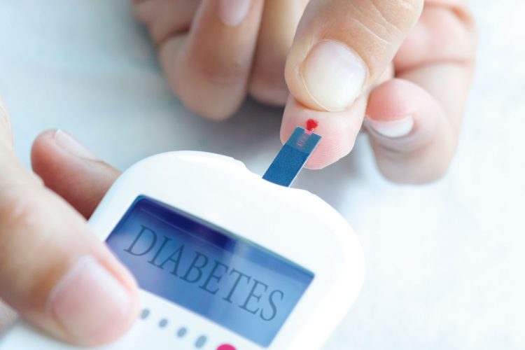 La diabetes podría reducir el efecto de la terapia anti-VEGF en la DMAE